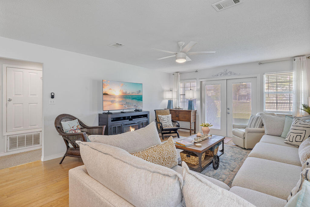 114 Mainsail Drive, C33