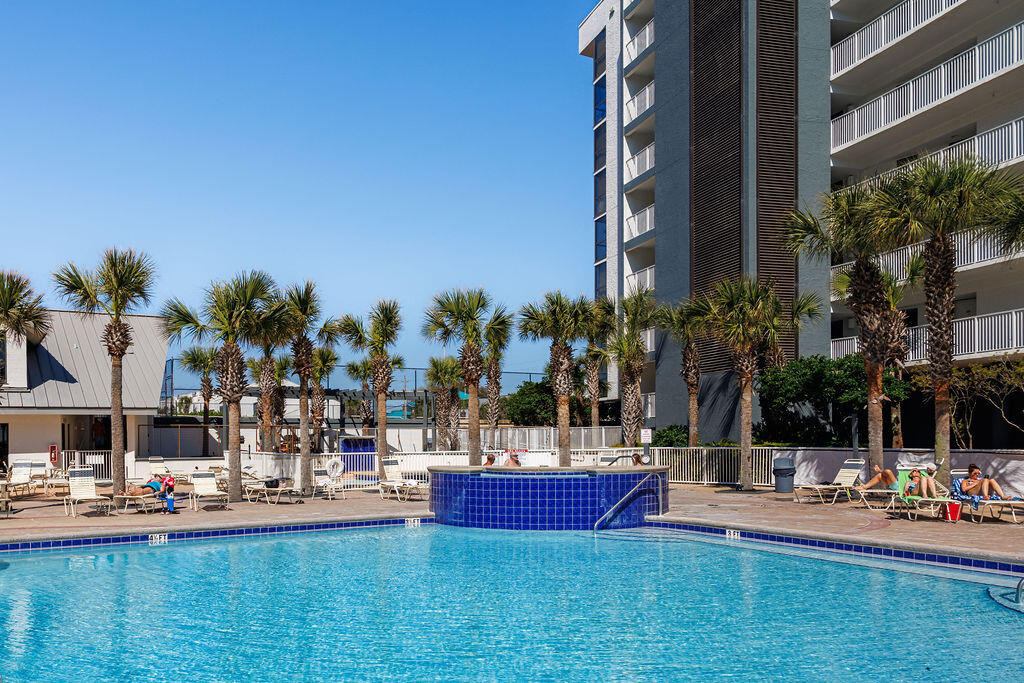 114 Mainsail Drive, C33