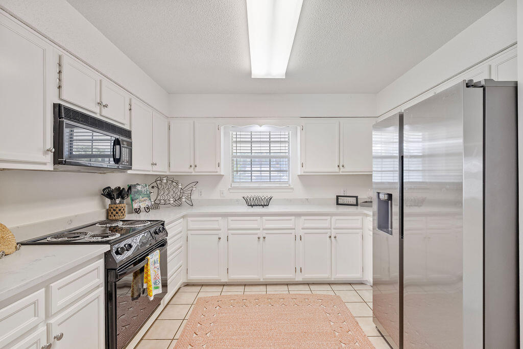 114 Mainsail Drive, C33