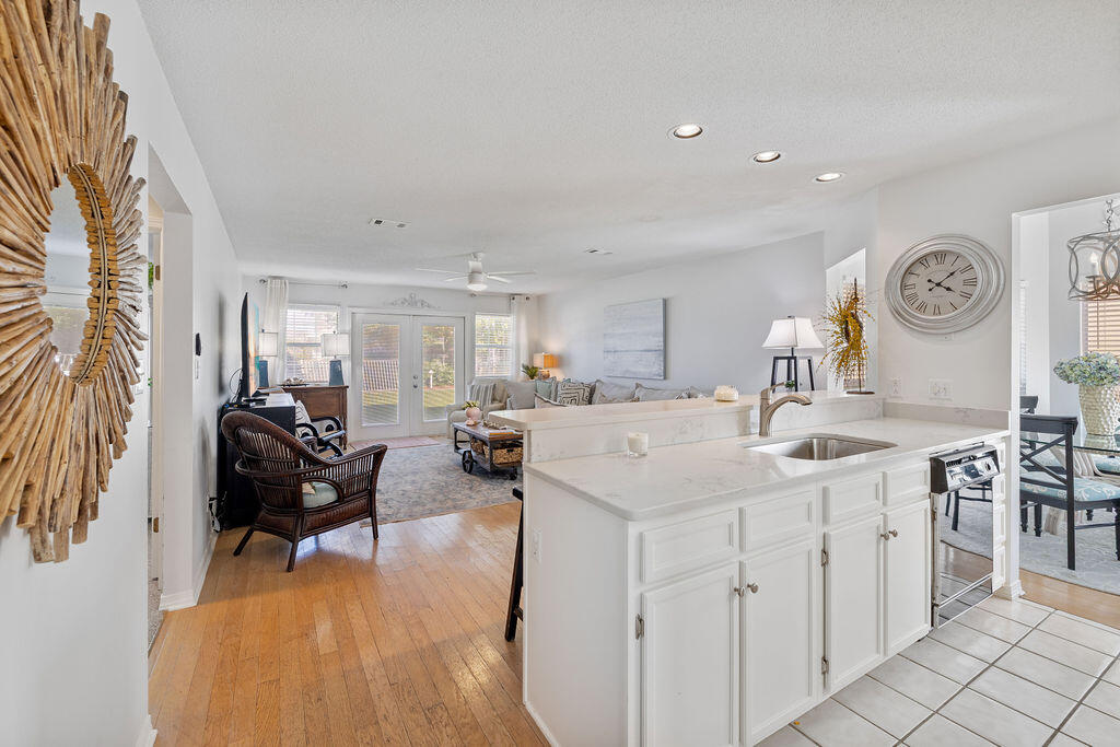 114 Mainsail Drive, C33