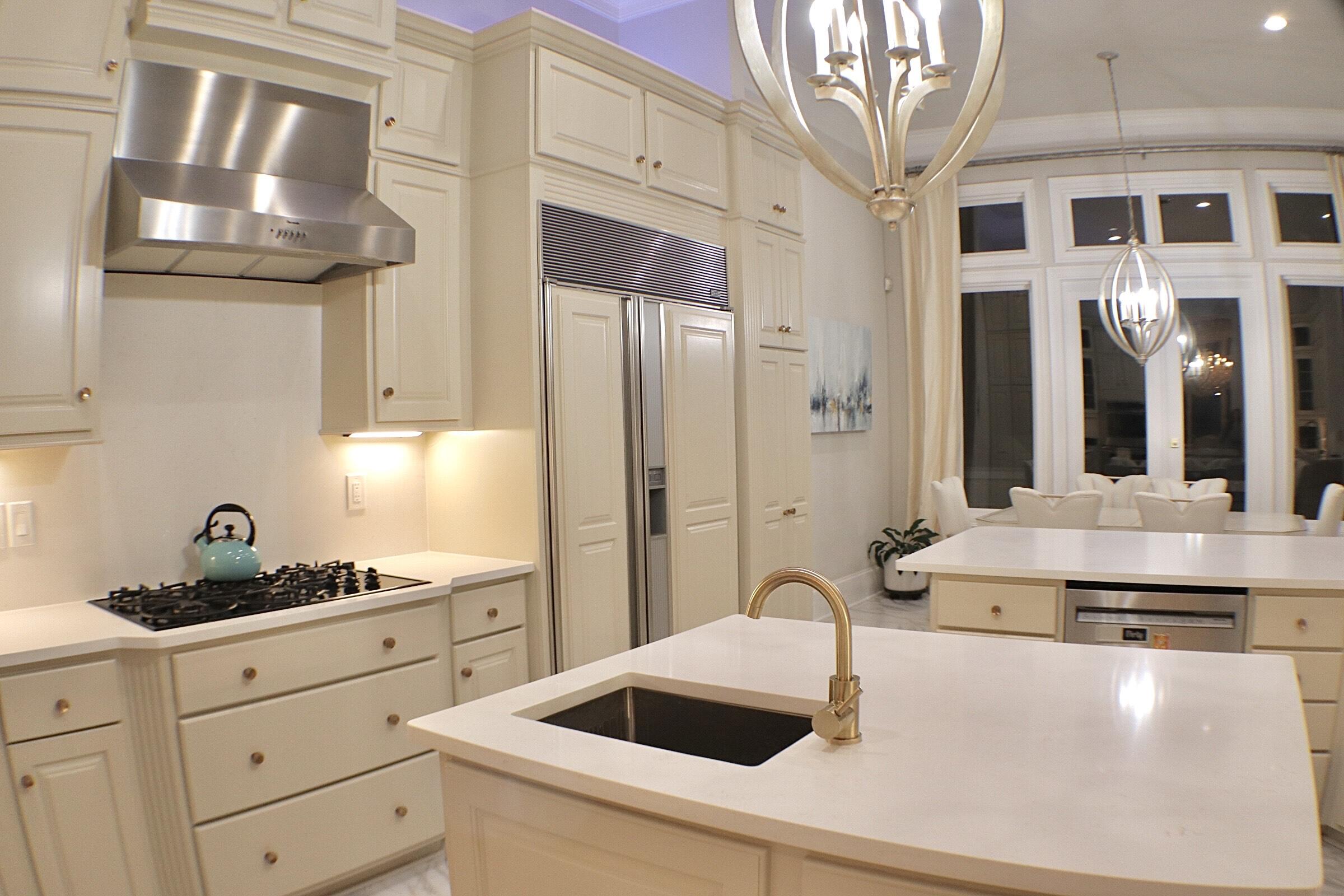 2940 Pine Valley Drive