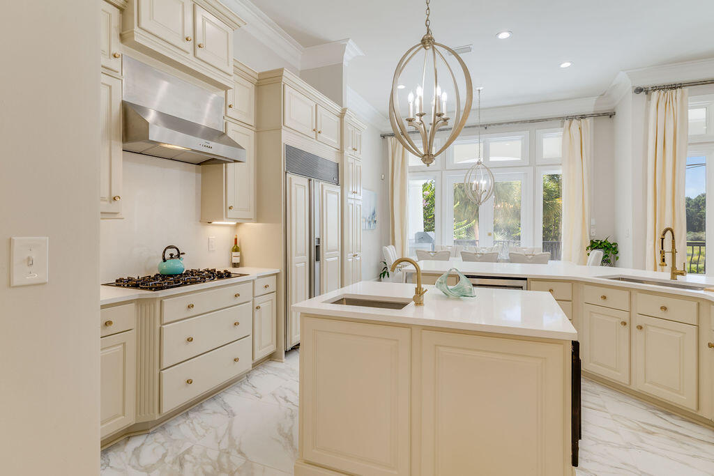 2940 Pine Valley Drive