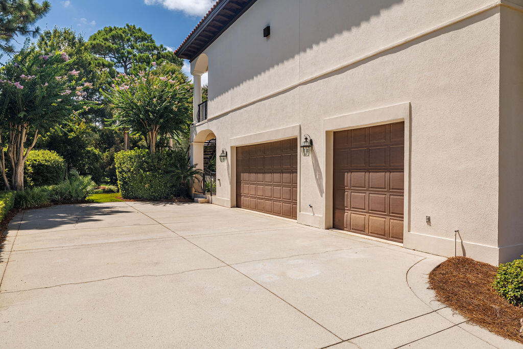 2940 Pine Valley Drive