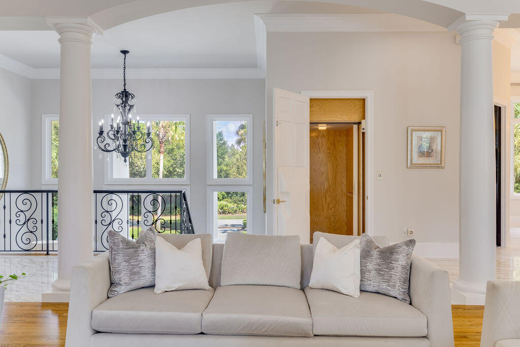 2940 Pine Valley Drive