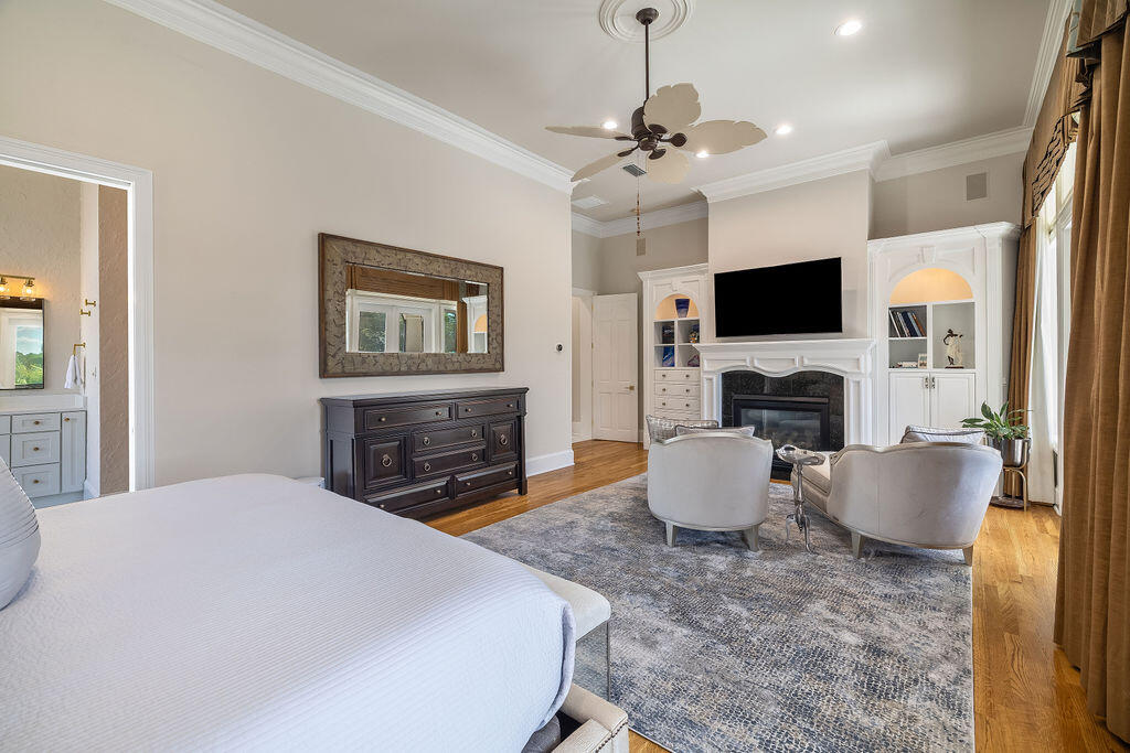 2940 Pine Valley Drive