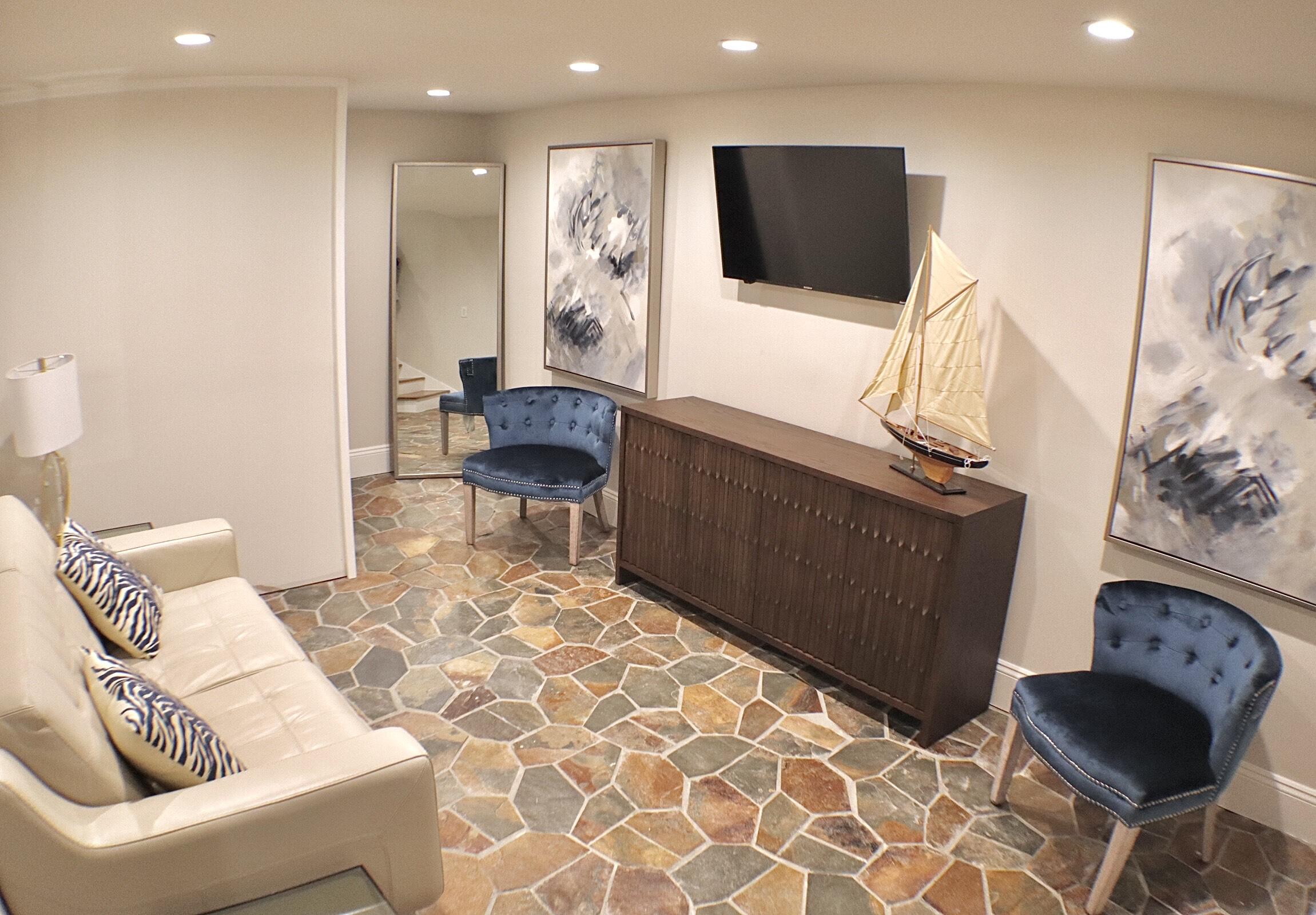 2940 Pine Valley Drive