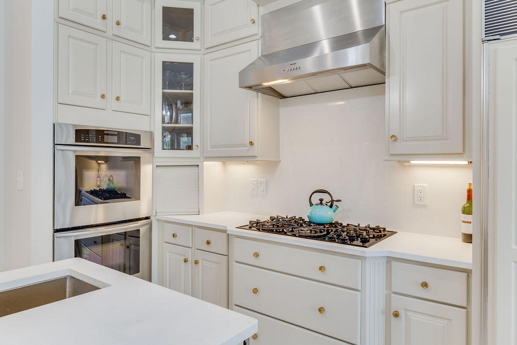 2940 Pine Valley Drive