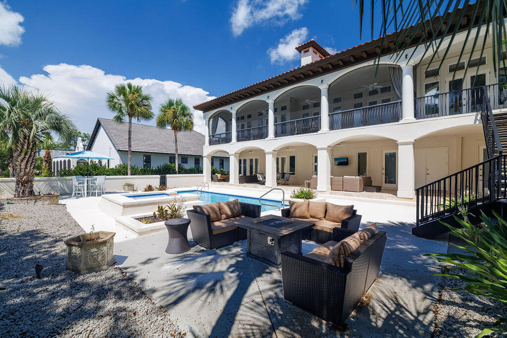 2940 Pine Valley Drive