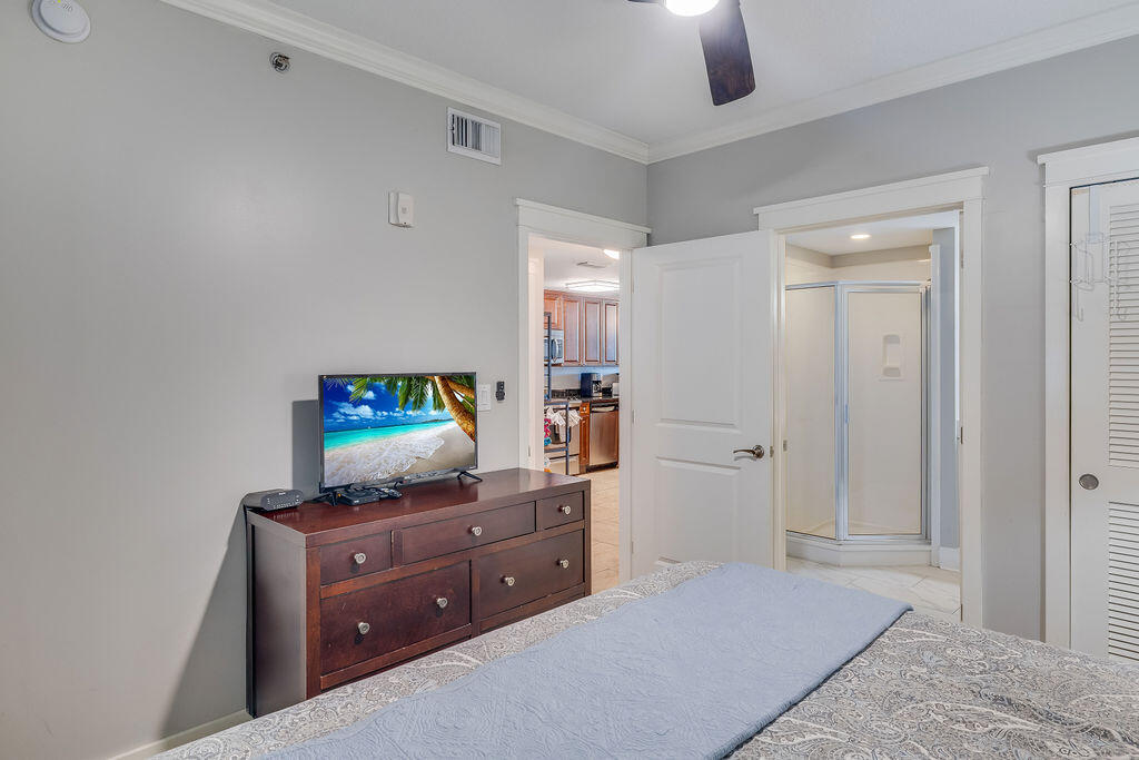 1110 Santa Rosa Boulevard, C601