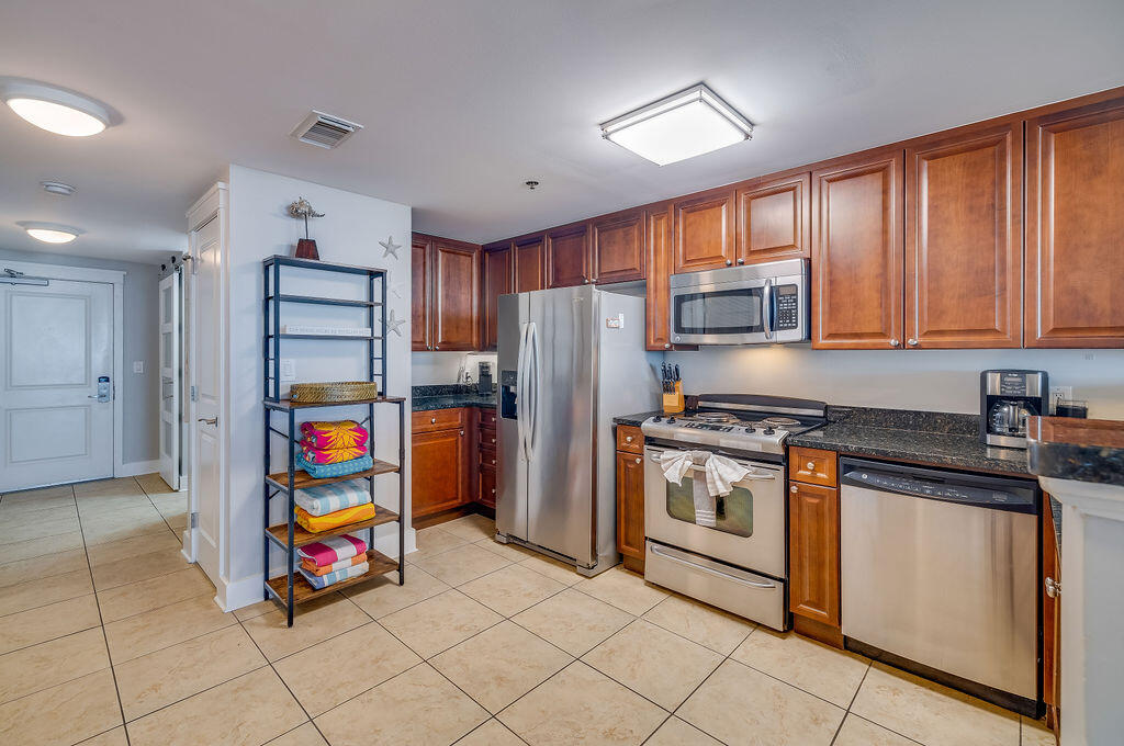 1110 Santa Rosa Boulevard, C601