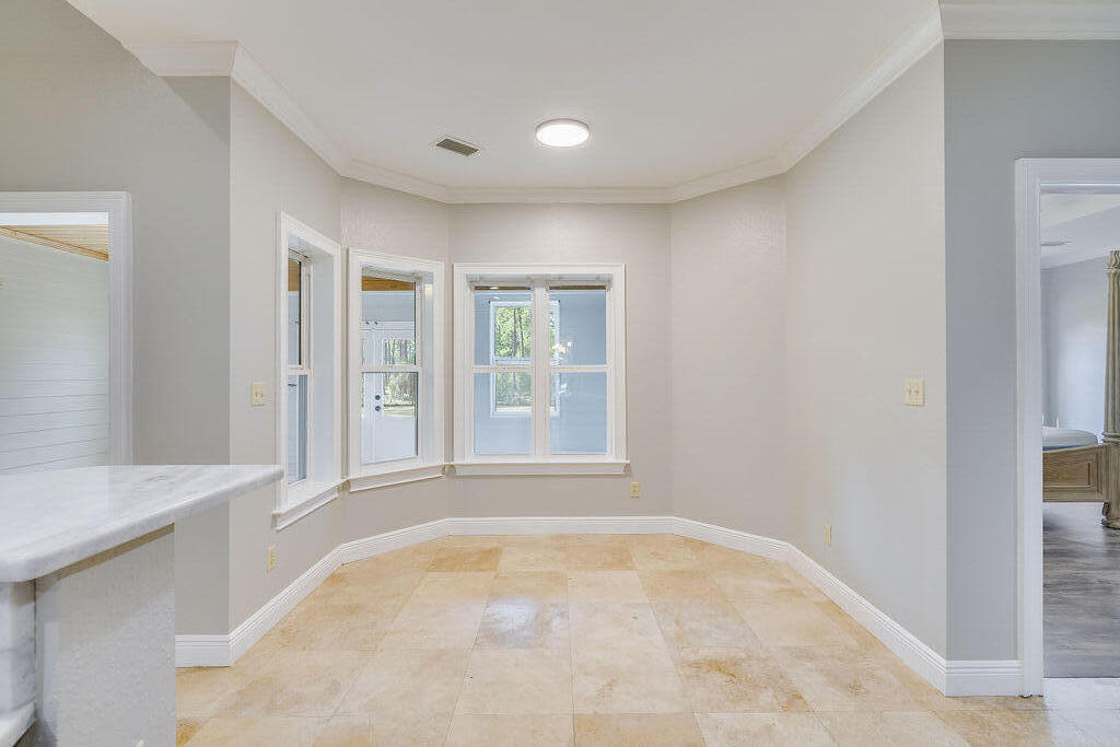 523 Woodland Bayou Drive
