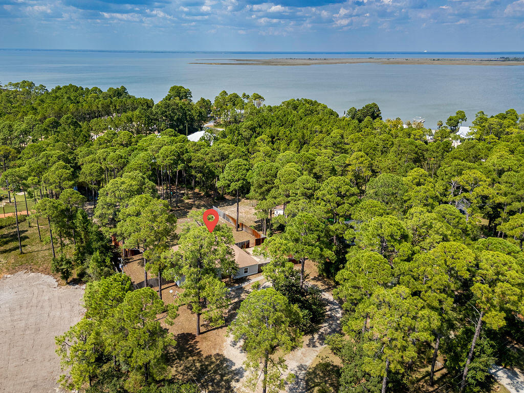 523 Woodland Bayou Drive