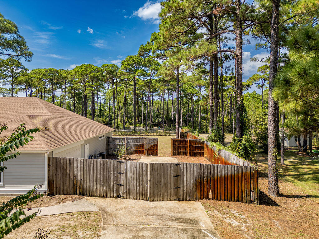 523 Woodland Bayou Drive
