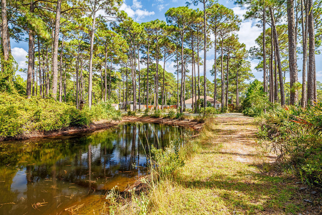 523 Woodland Bayou Drive