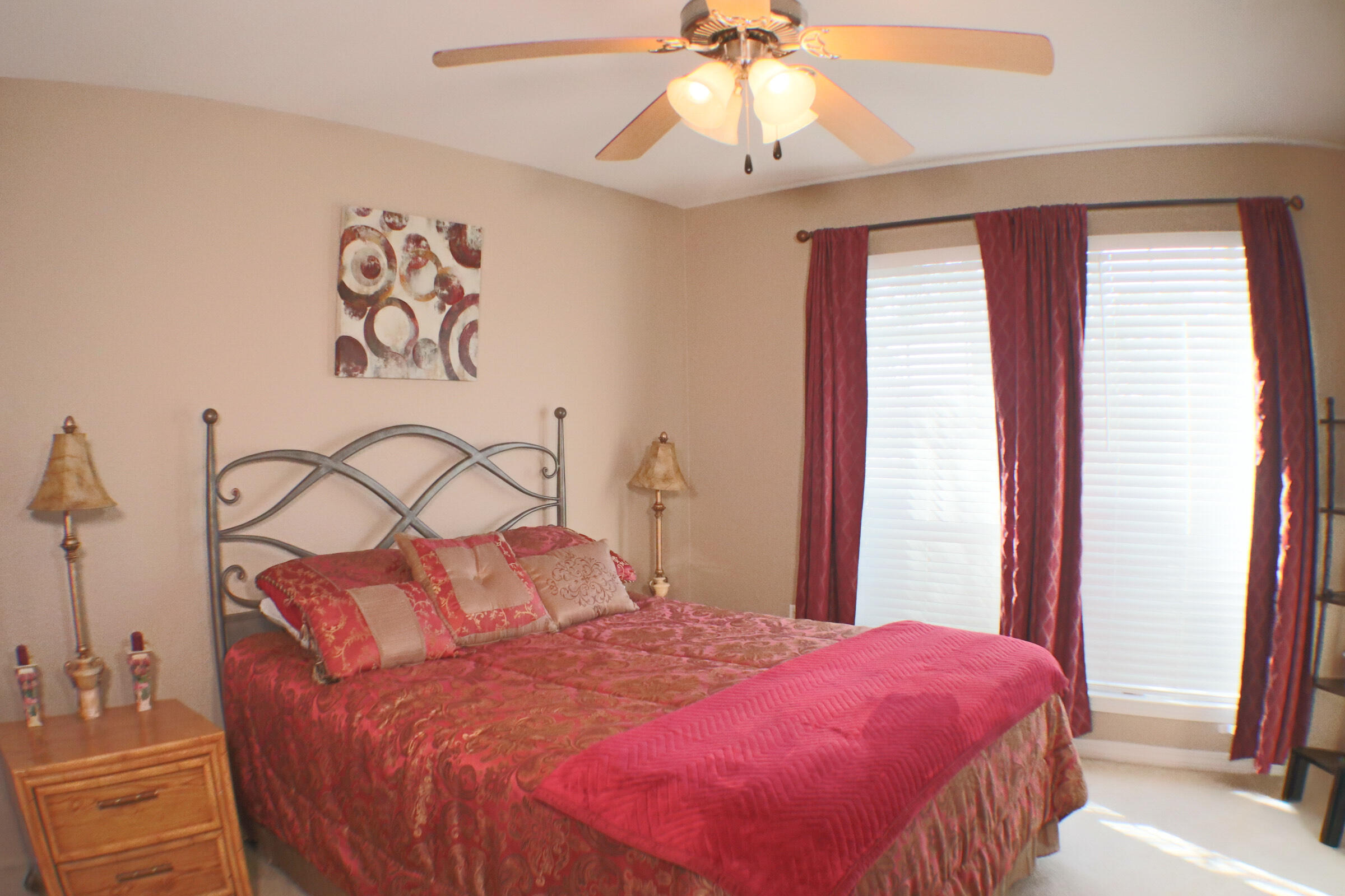 564 E Shipwreck Road