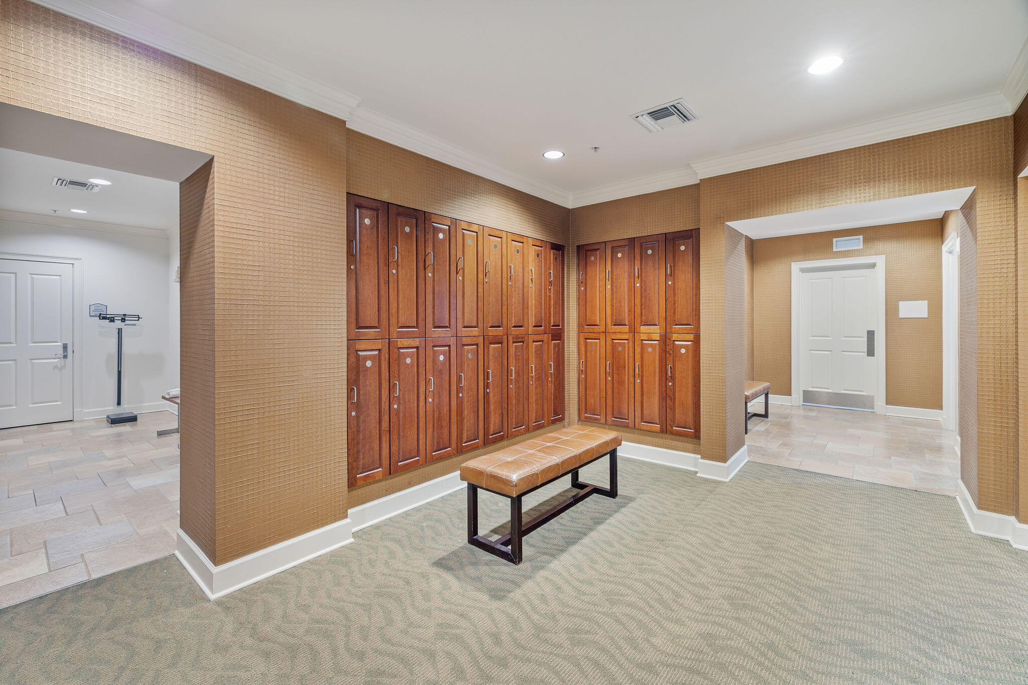 408 Kelly Plantation Drive 409