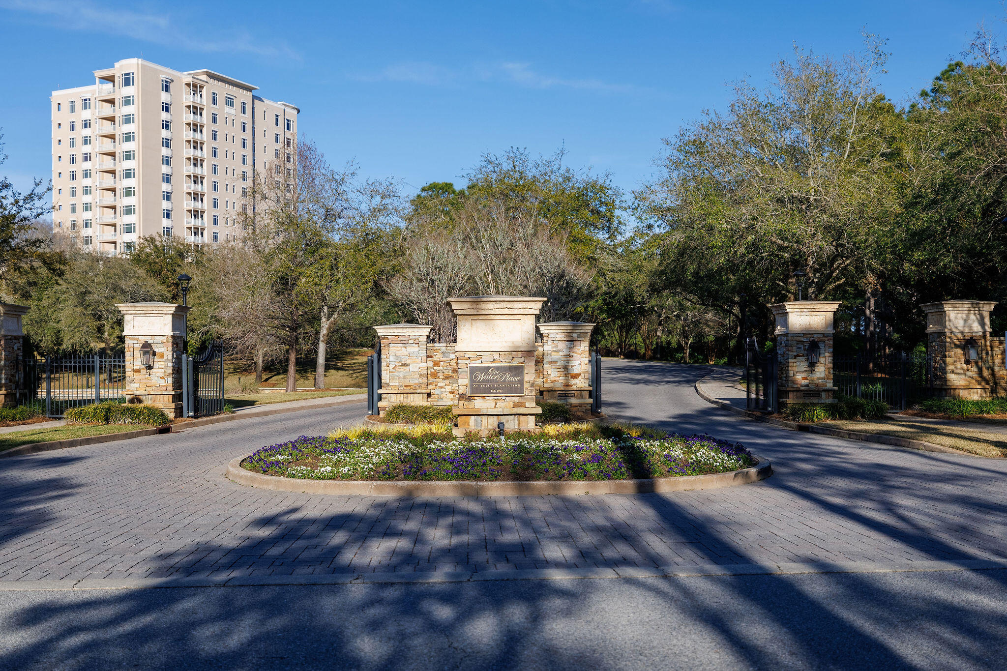 408 Kelly Plantation Drive 409