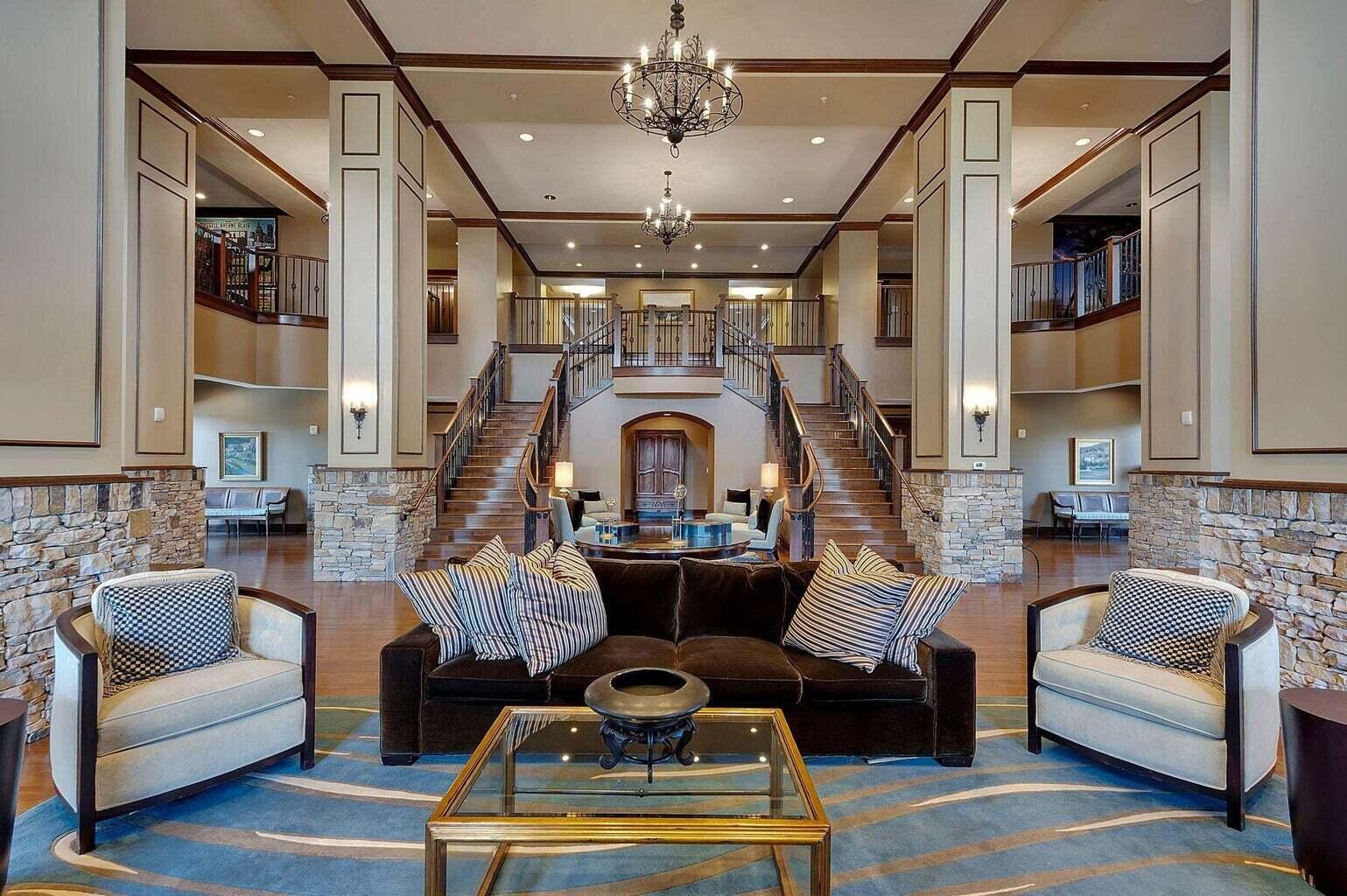 408 Kelly Plantation Drive 409