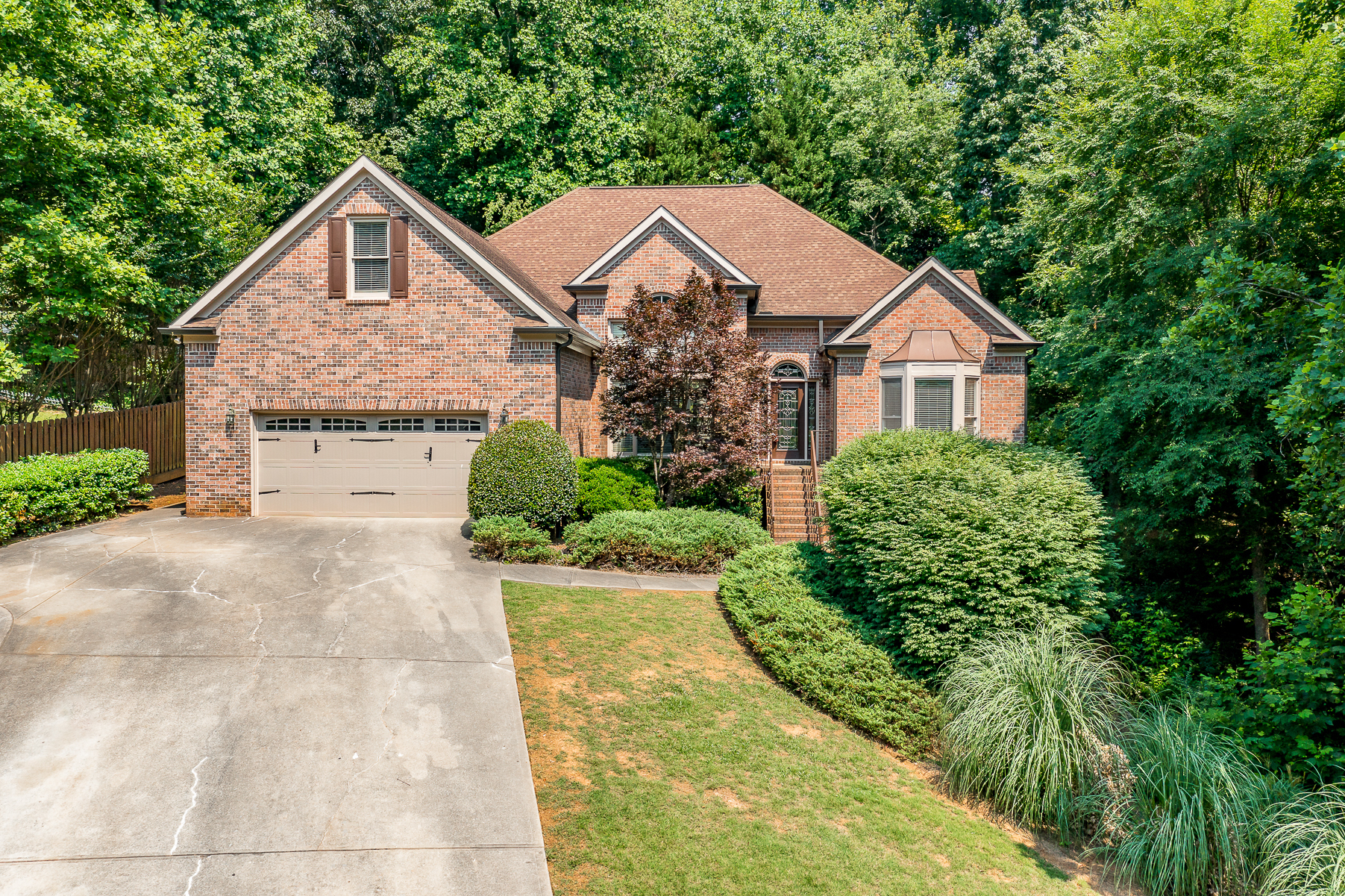 3385 Oak Hampton Way