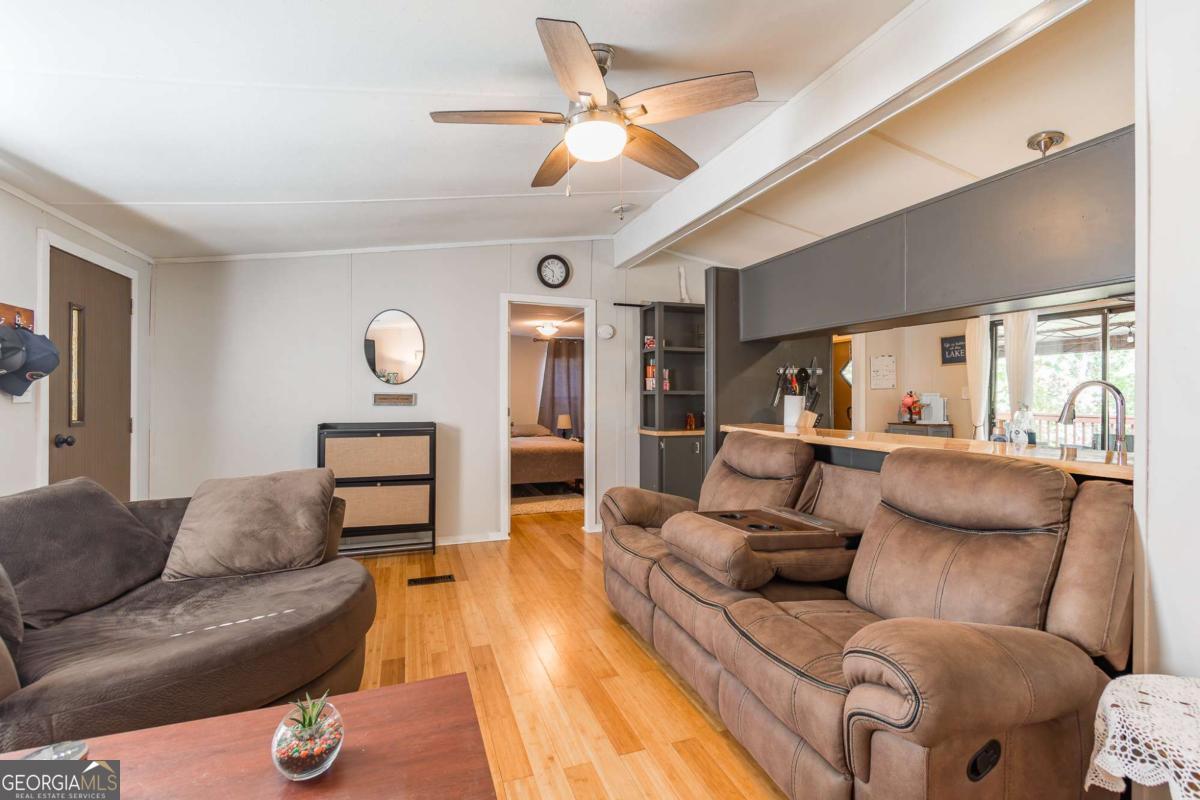 2253 Karen Lane