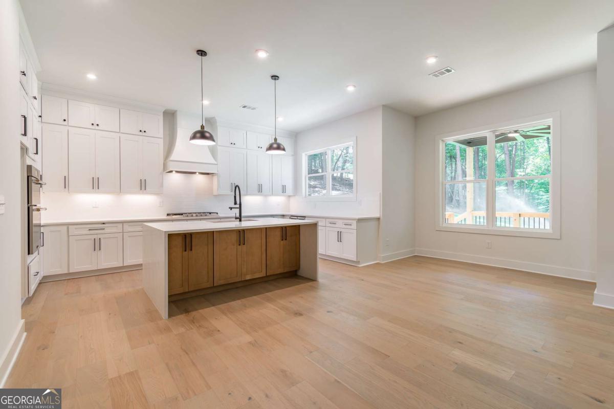 6008 Tradewinds Cove