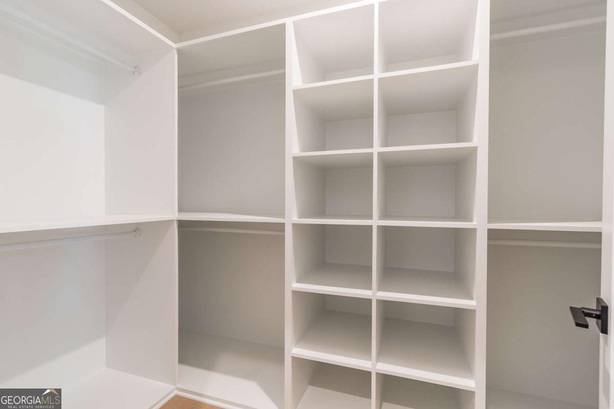 6008 Tradewinds Cove