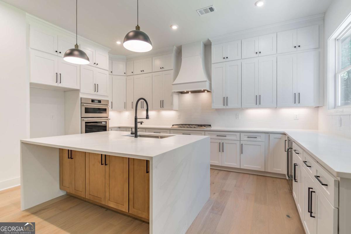 6008 Tradewinds Cove