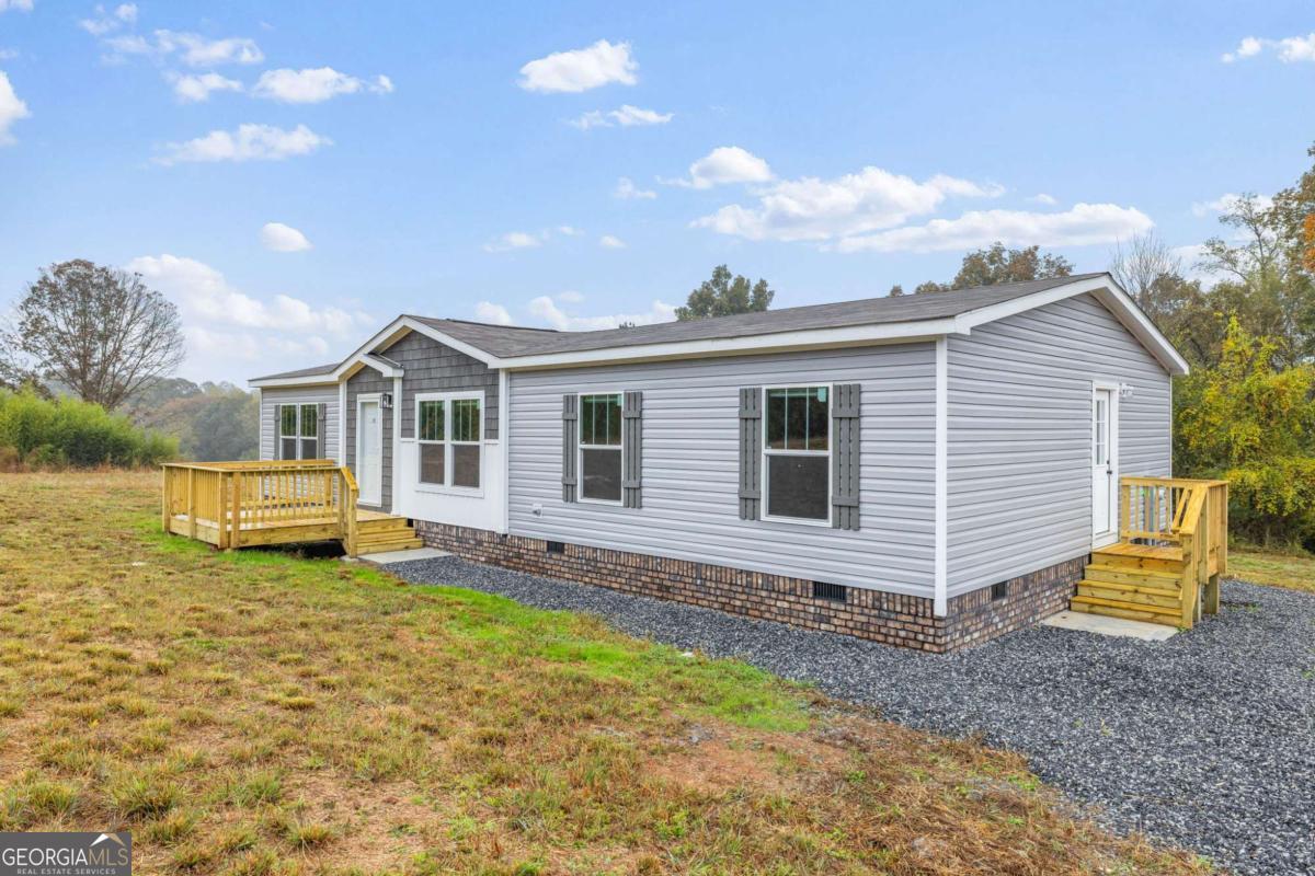 332 Mineral Springs Trail