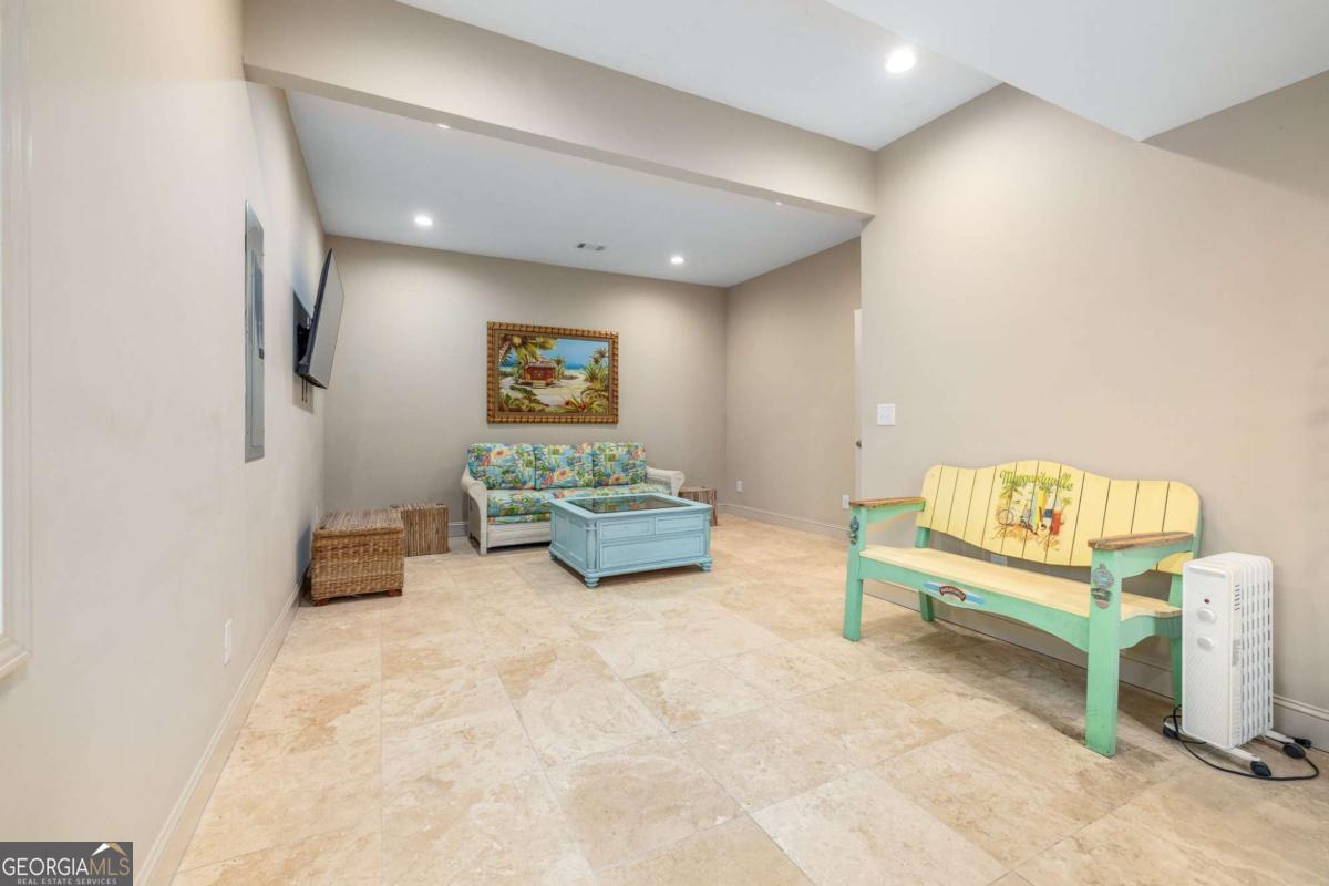 195 Skunk Hollow Road