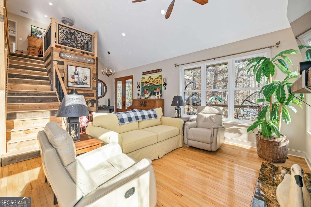 195 Skunk Hollow Road