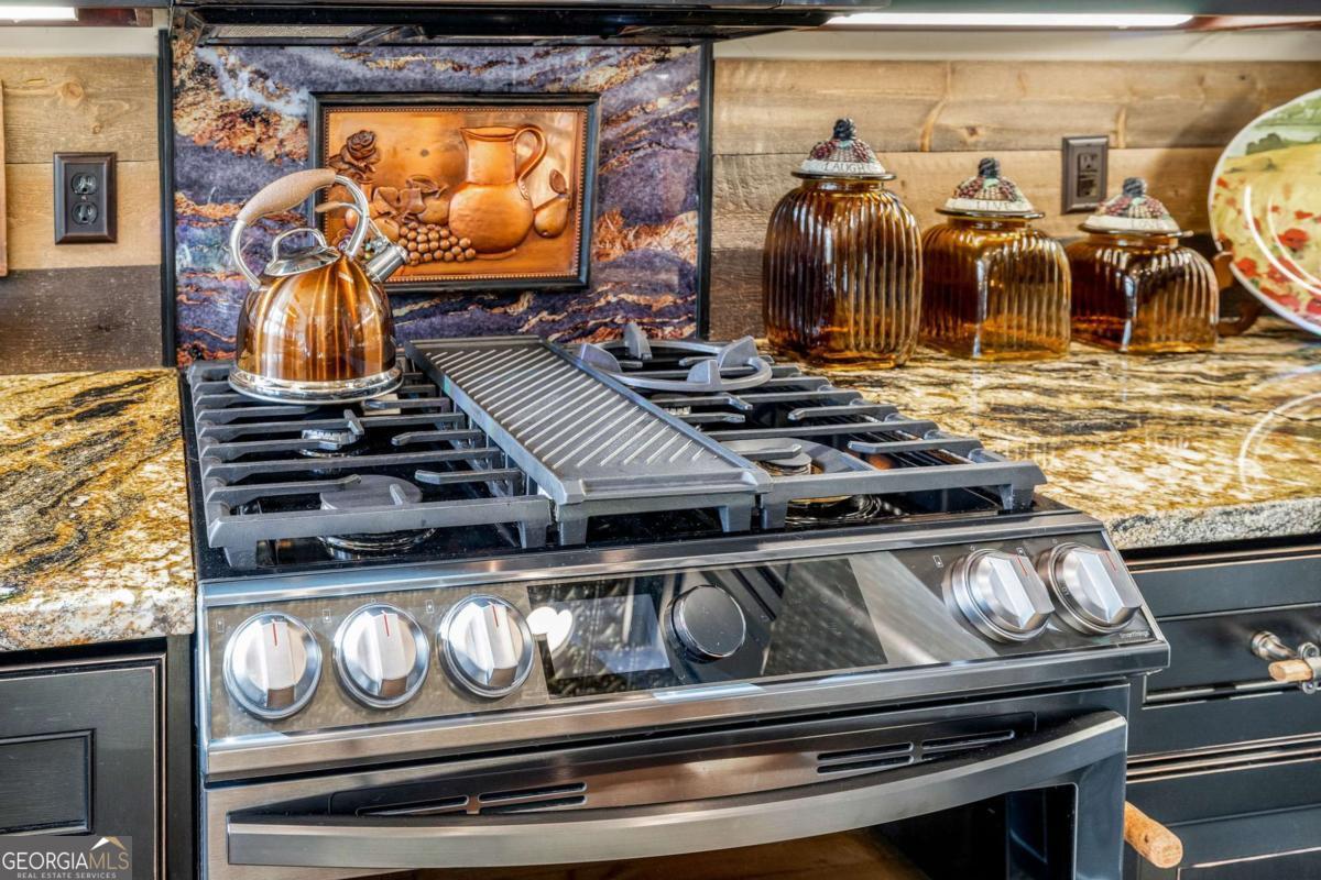 195 Skunk Hollow Road