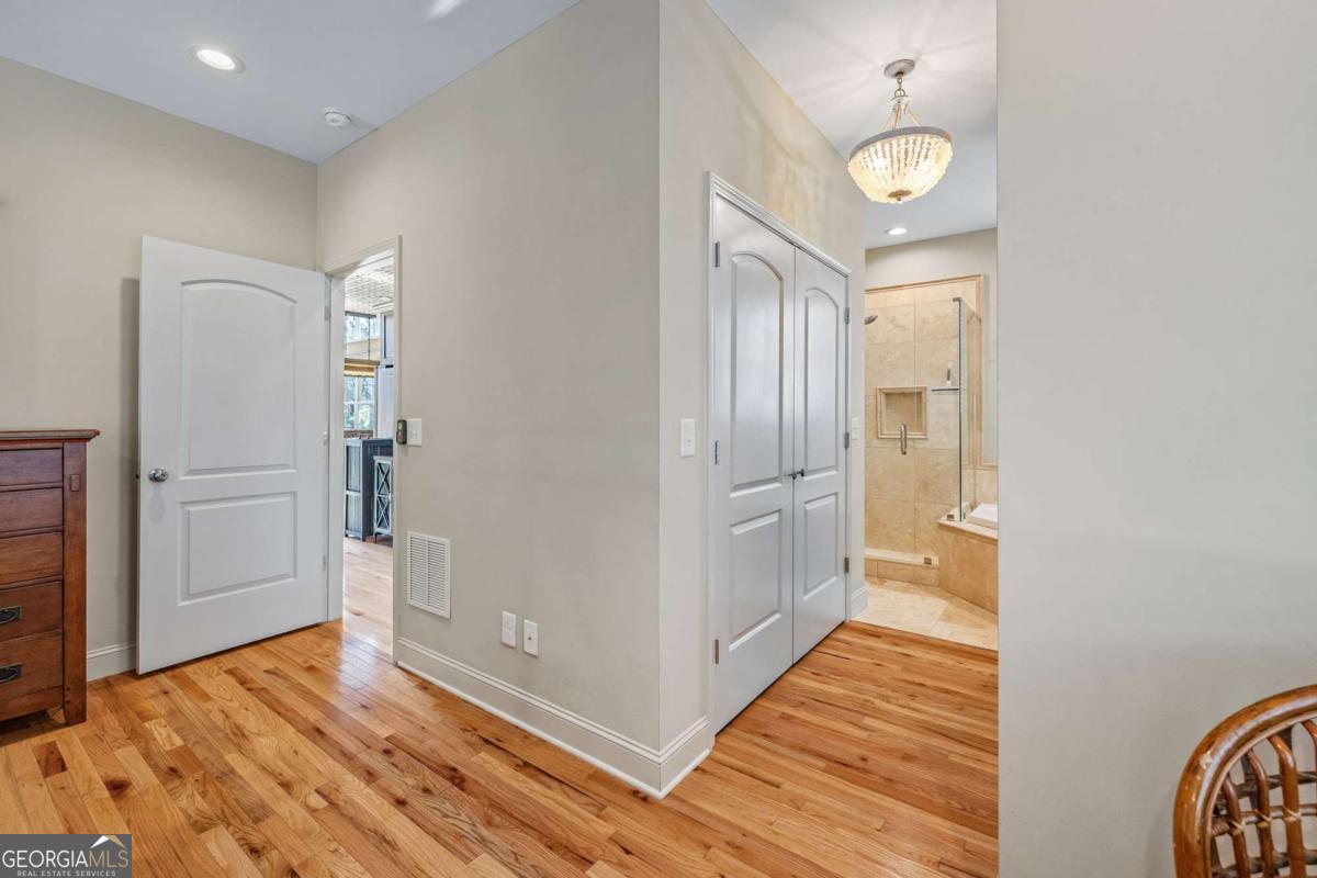 195 Skunk Hollow Road