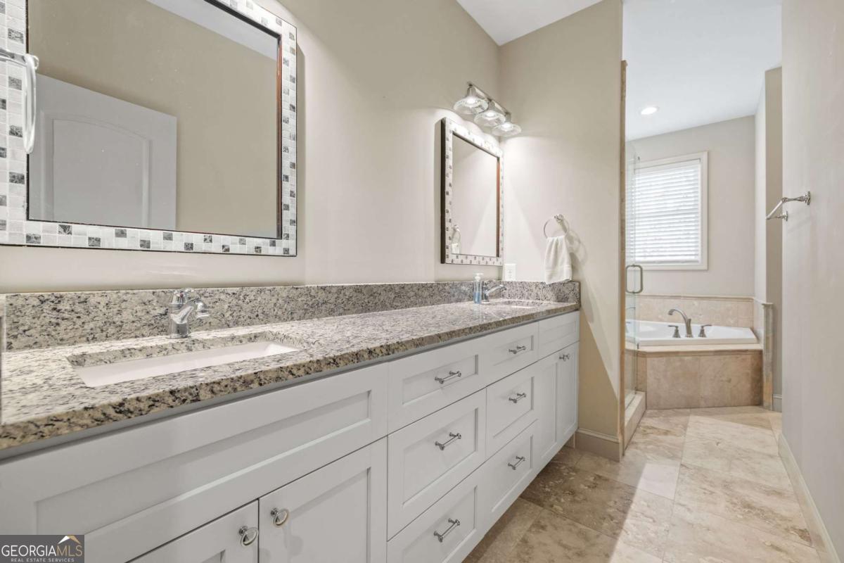 195 Skunk Hollow Road