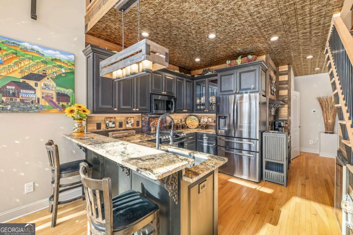 195 Skunk Hollow Road