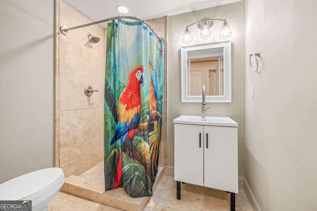 195 Skunk Hollow Road