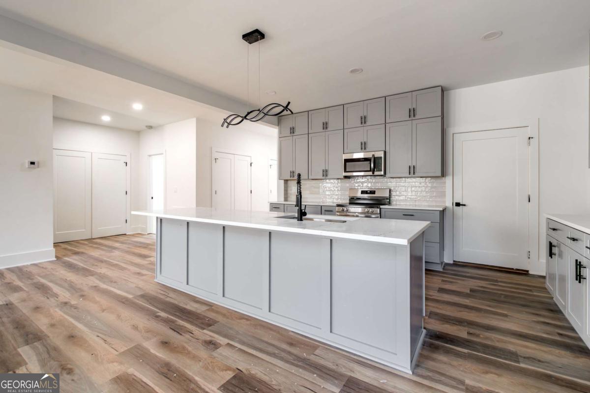 6121 Timberidge Drive