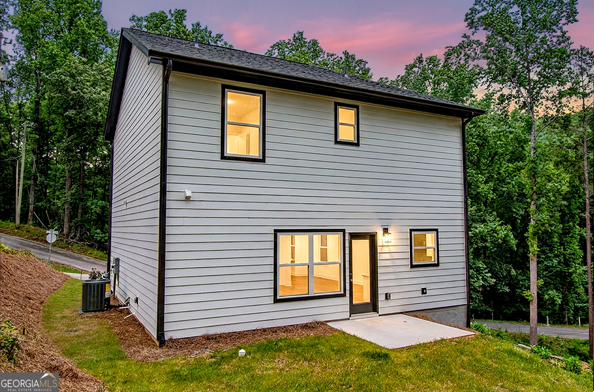 7603 Beachwood Drive