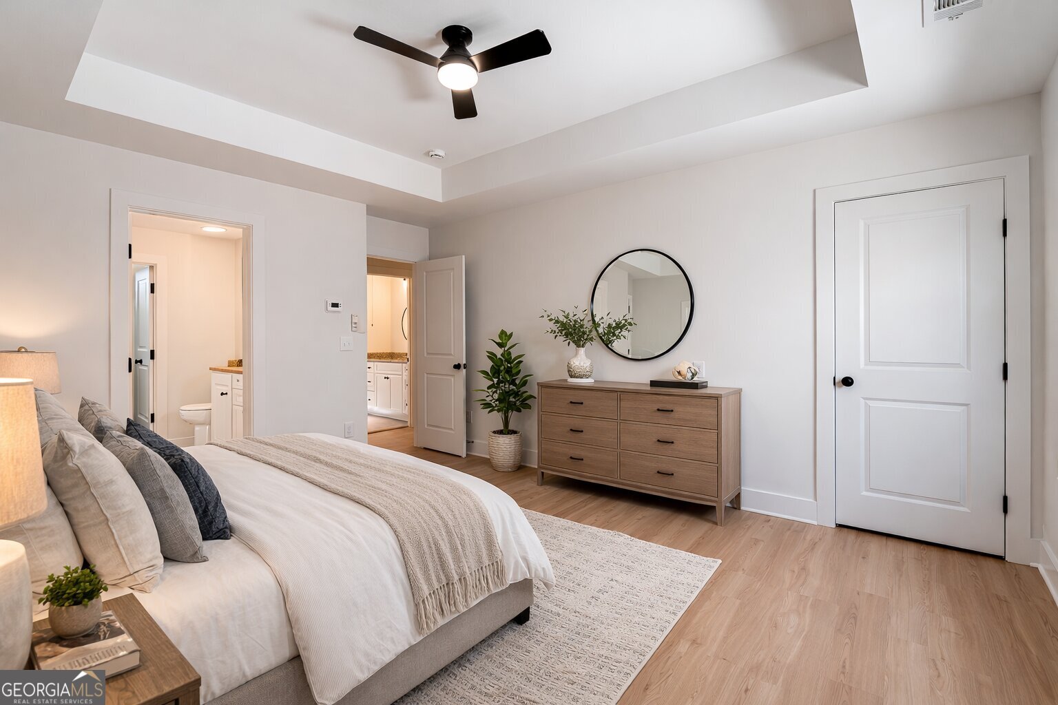 7603 Beachwood Drive