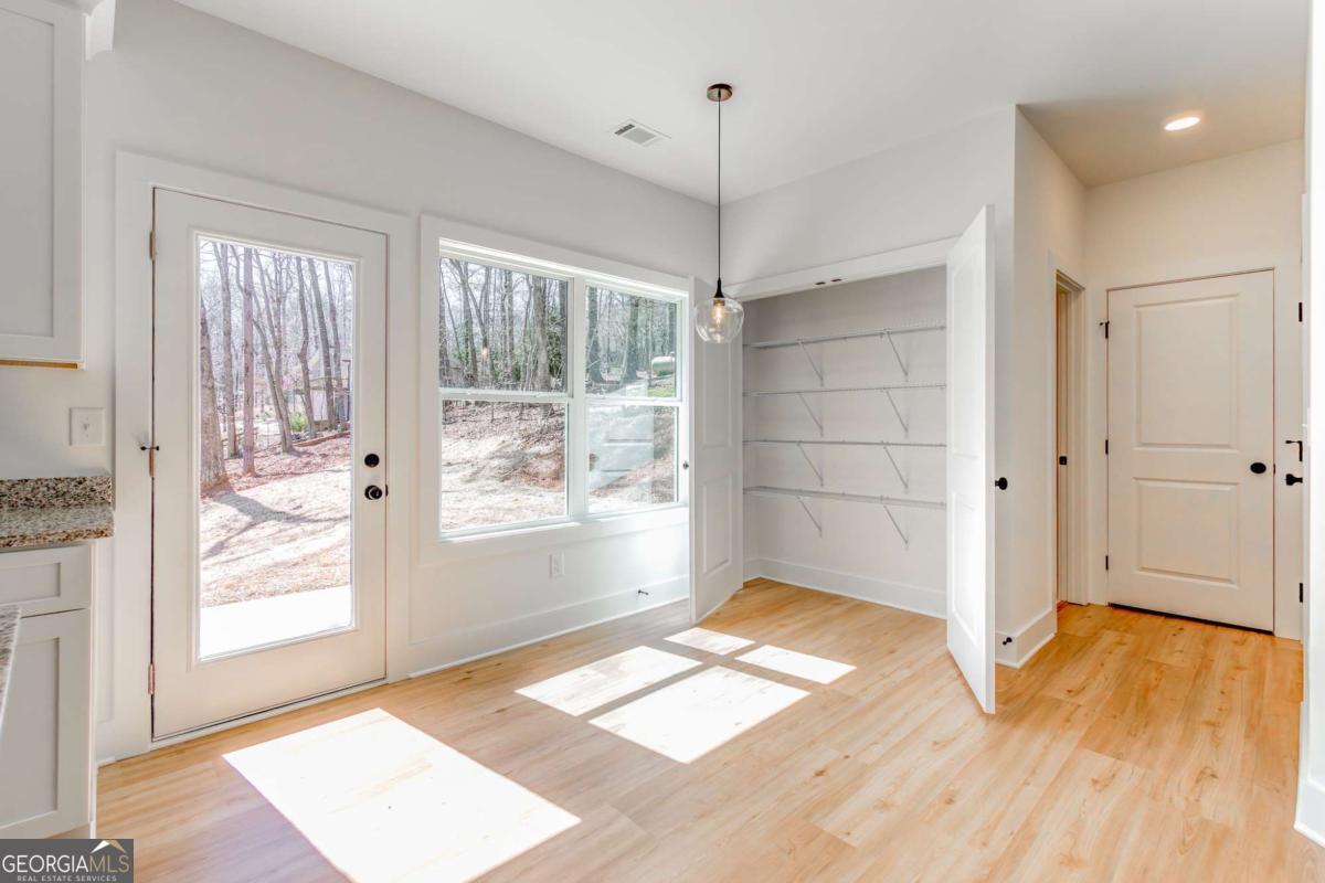 7603 Beachwood Drive