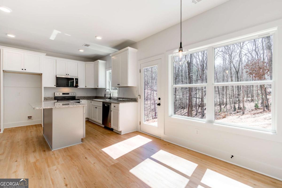 7603 Beachwood Drive