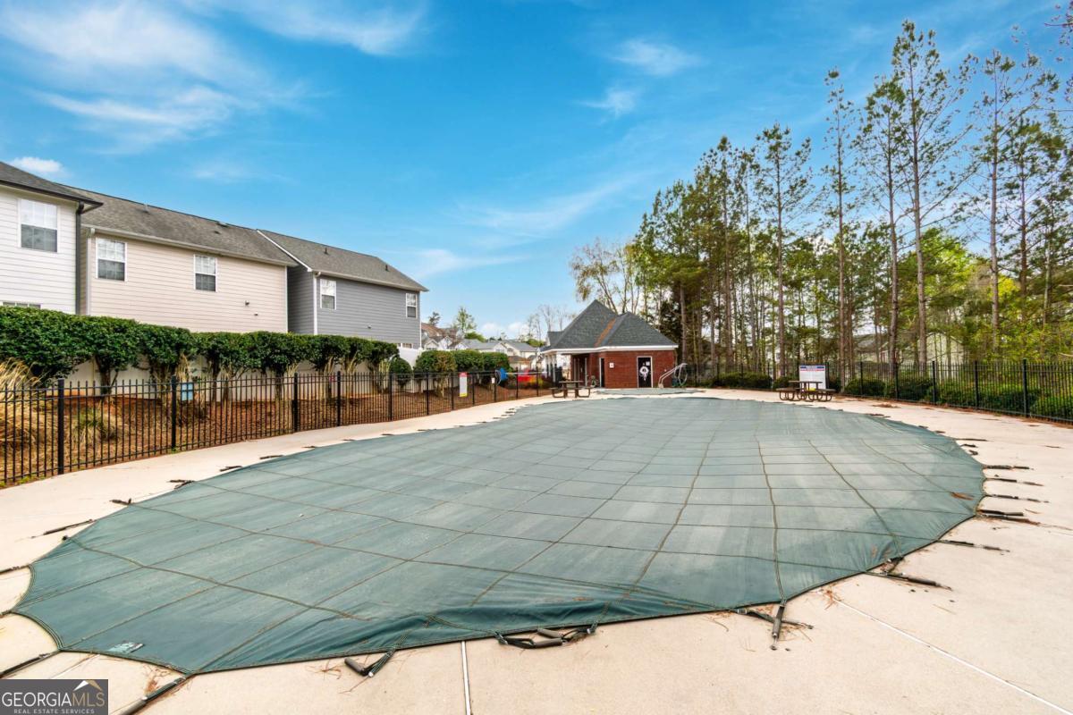 4858 Tangerine Circle