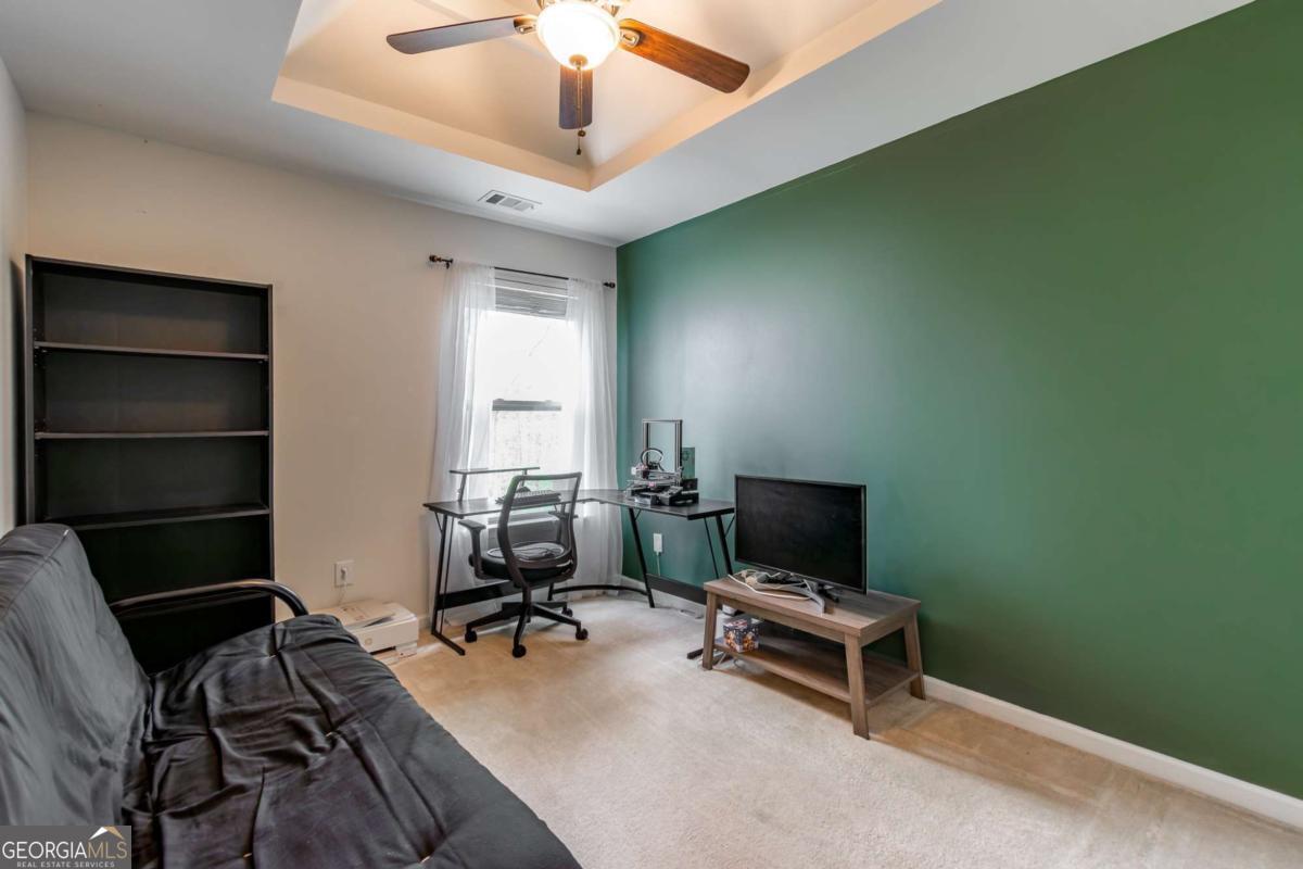 4858 Tangerine Circle