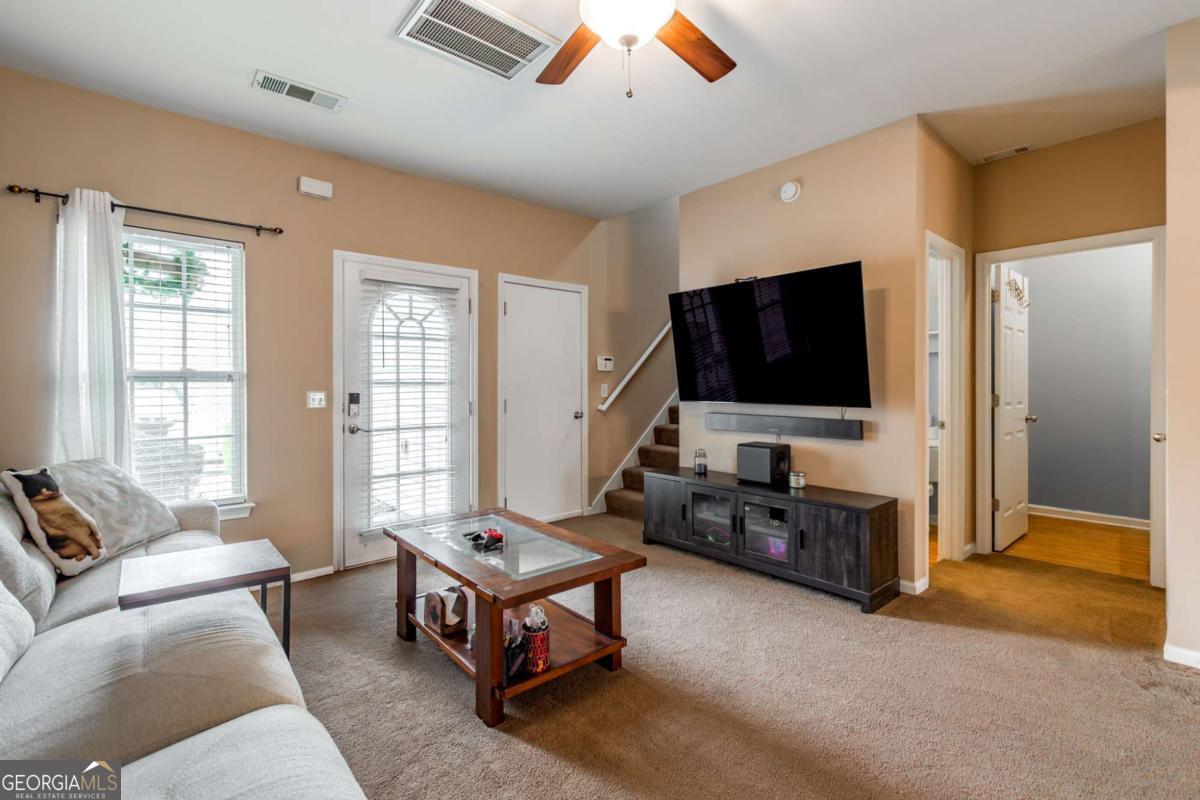 4858 Tangerine Circle