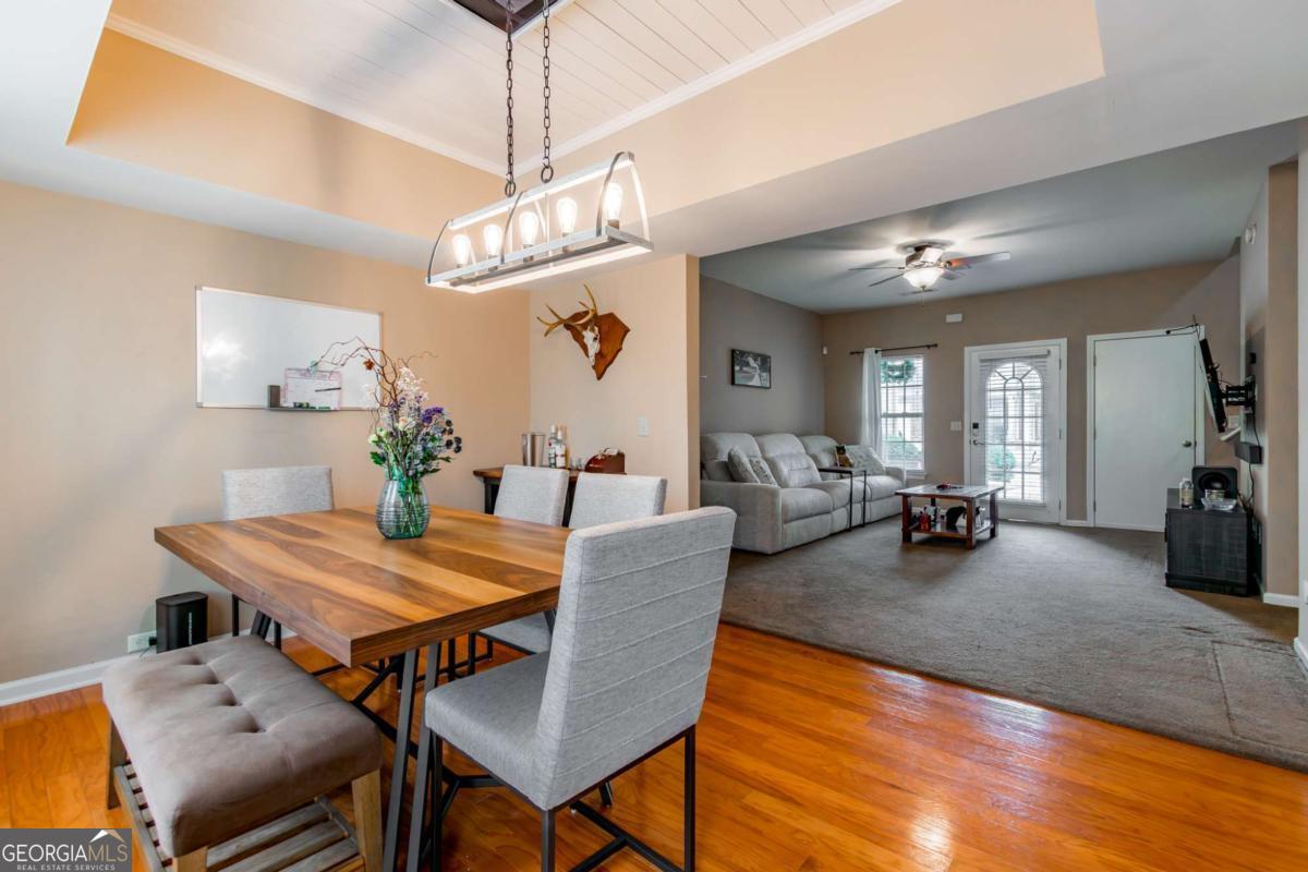 4858 Tangerine Circle