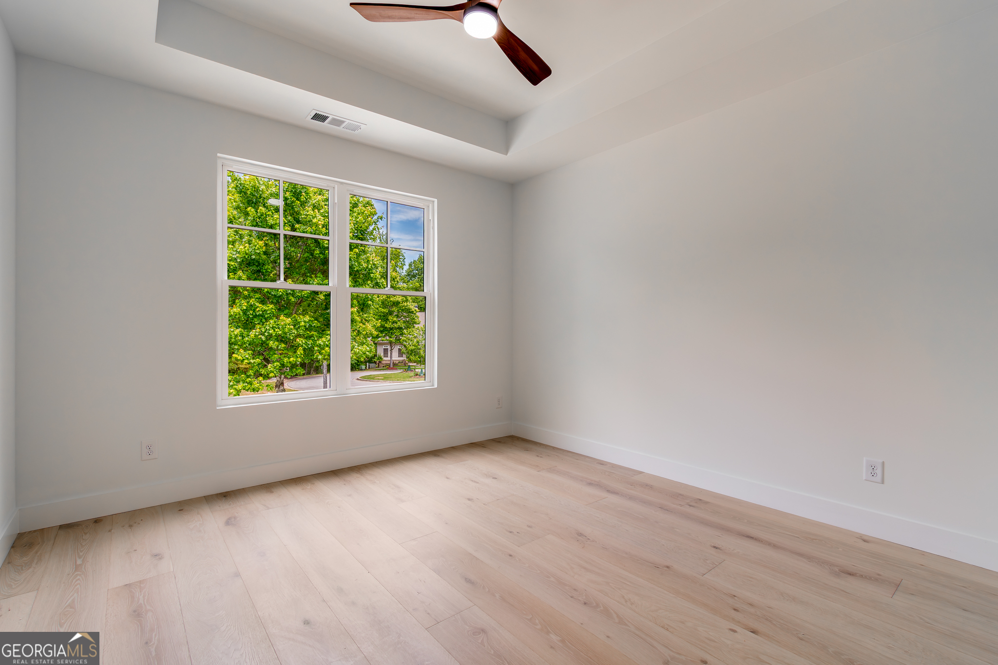6004 Hemingway Lane