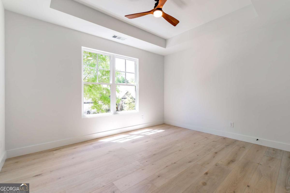 6004 Hemingway Lane