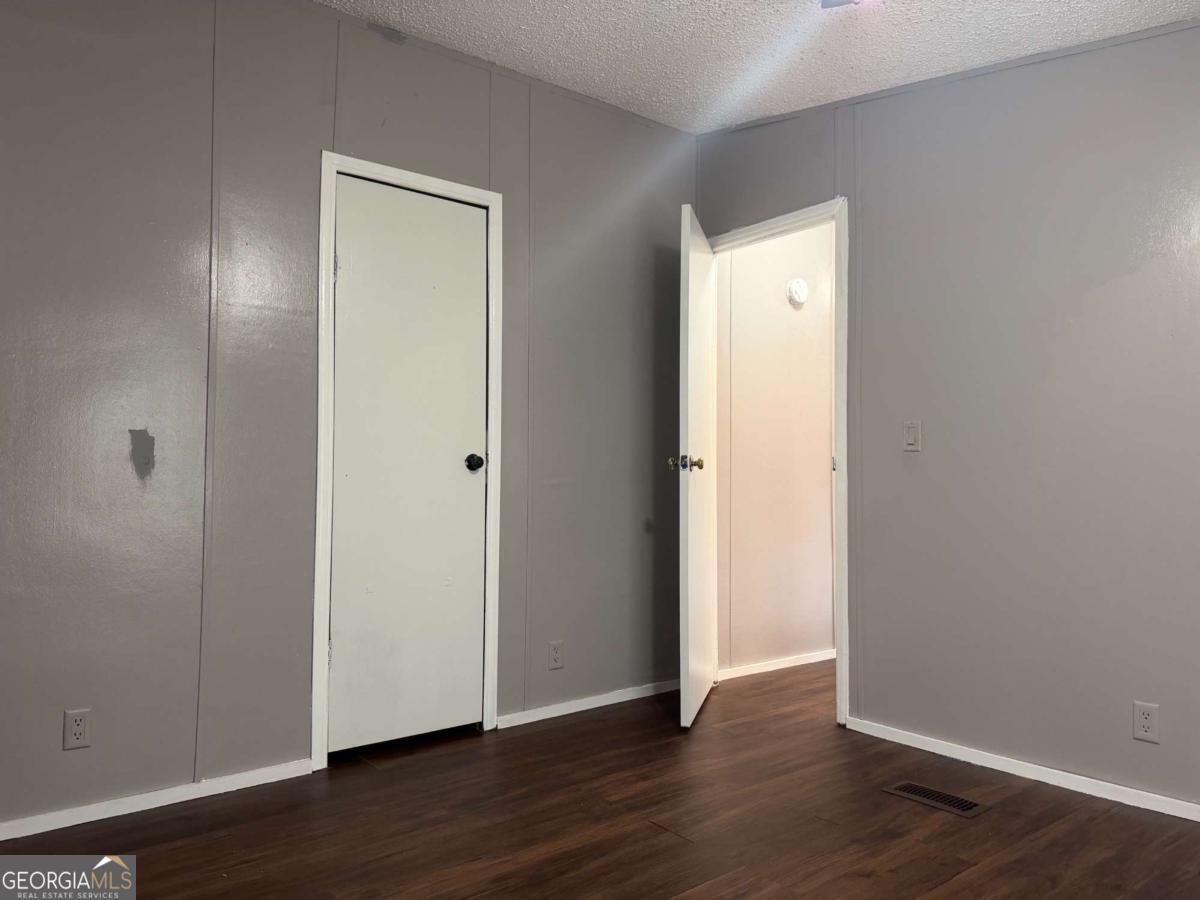 4128 Price Road