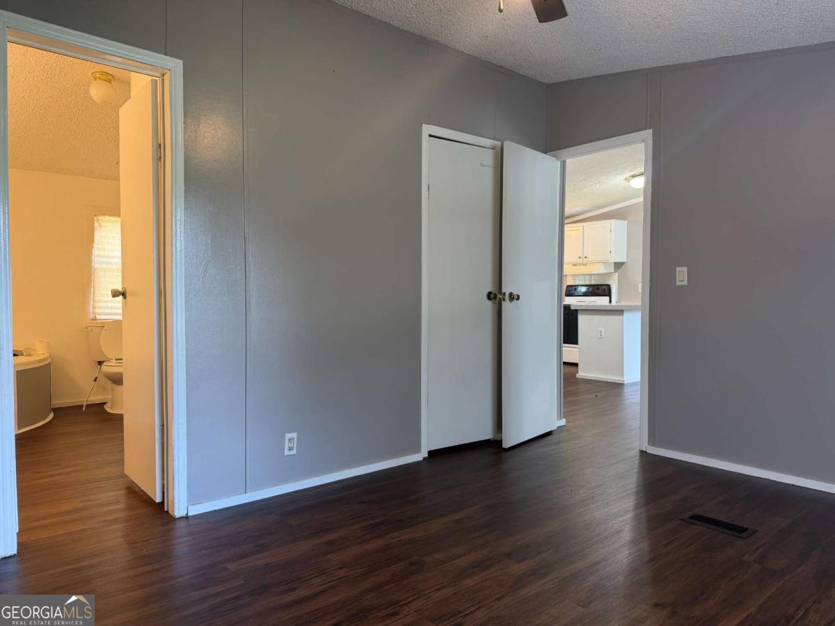 4128 Price Road
