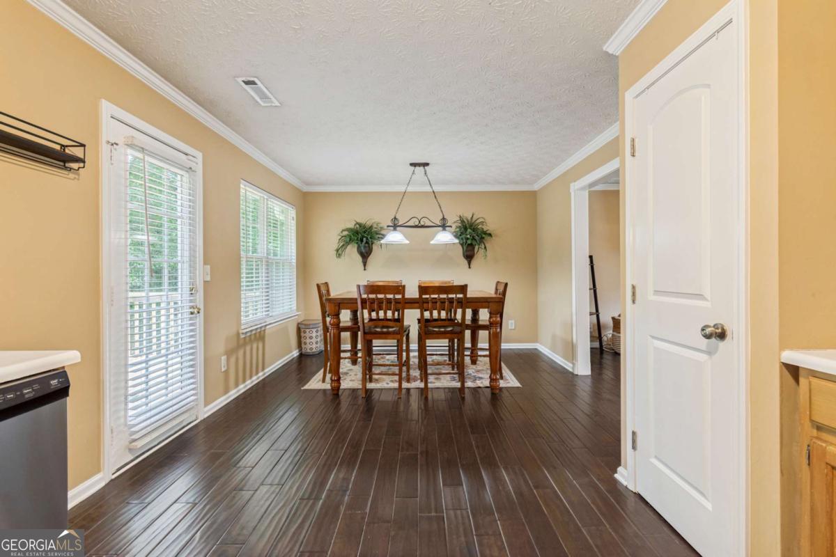 4718 Middleboro Lane