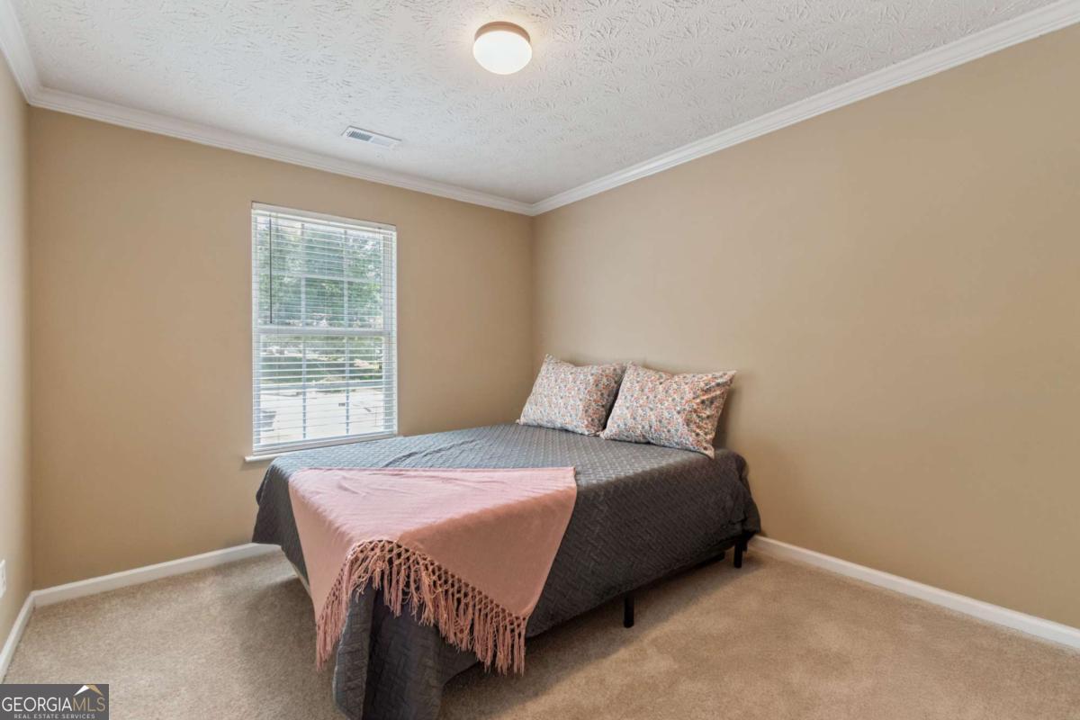 4718 Middleboro Lane